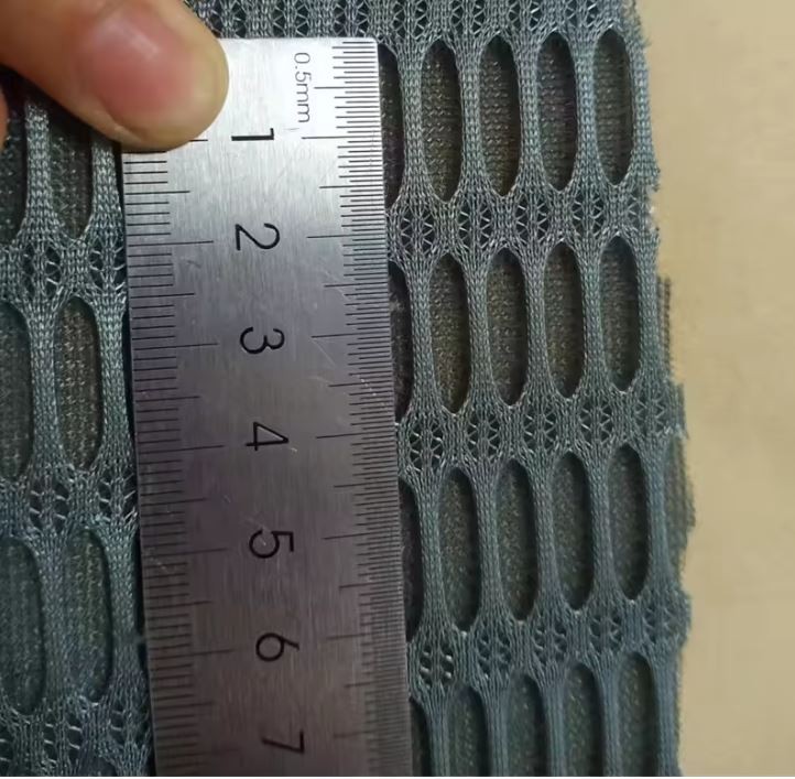 Long Eye Sandwich Mesh Fabrics Air Mesh Fabric For Shoes Polyester Knitting Honeycomb Mesh Fabric
